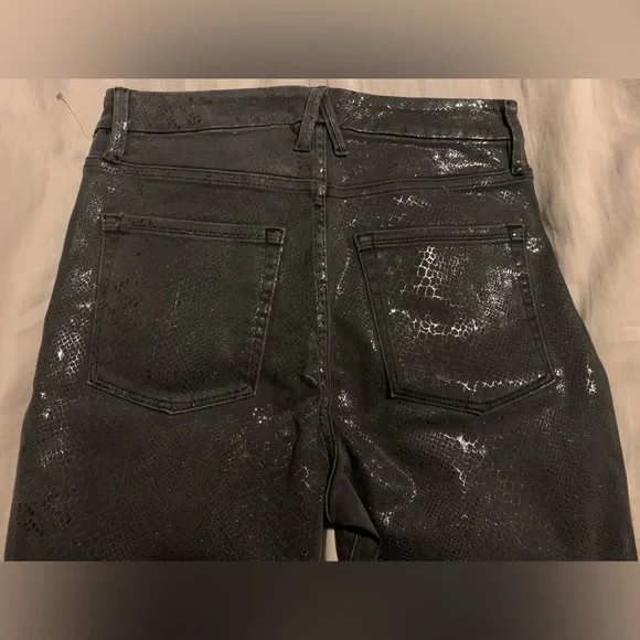 Good American Good Waist Jeans Gray Metallic Coated Snakeskin Skinny Size 8/29 - Picture 6 of 14